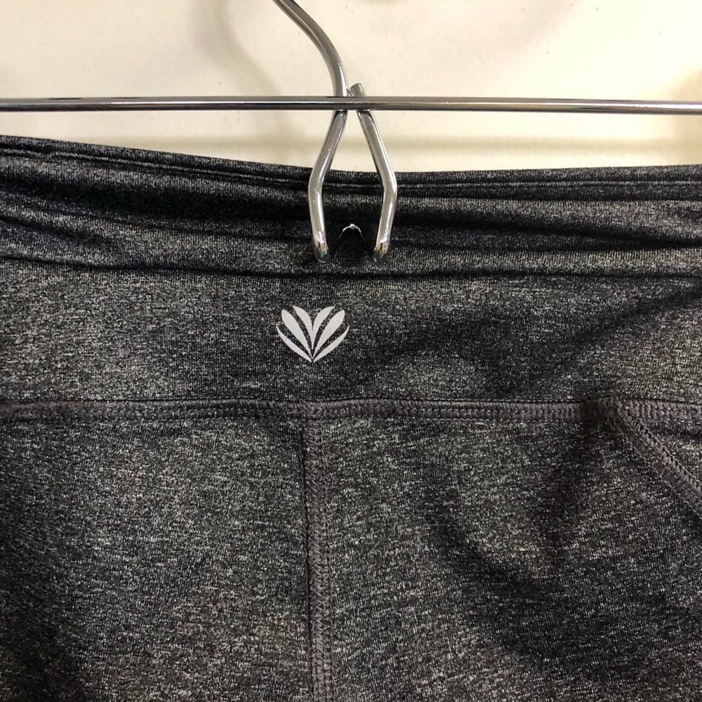 Forever 21 Workout Leggings Dark Heather Gray Med.